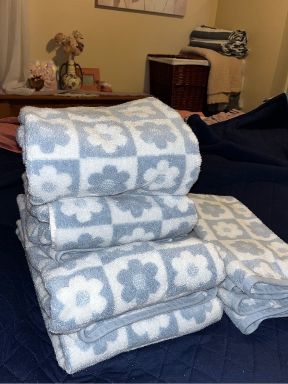Tabitha Webb~Floral Check Blue & White Towel Set~6 pieces~100% Cotton **soft**